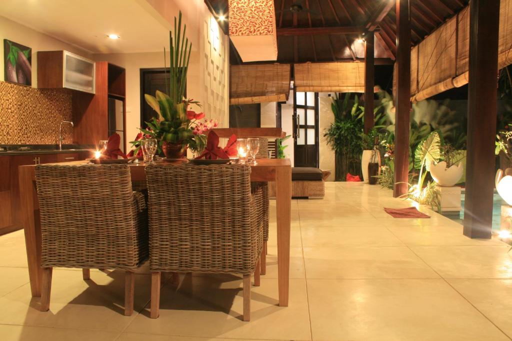 Katala Suites And Villas Sanur Exterior foto